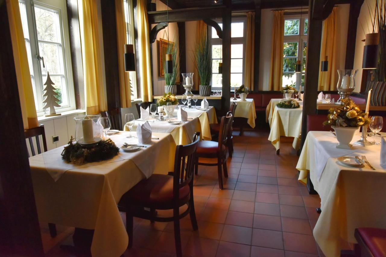 Klosterschaenke Hude Hotel Ferienwohnungen Restaurant Cafe Exterior photo